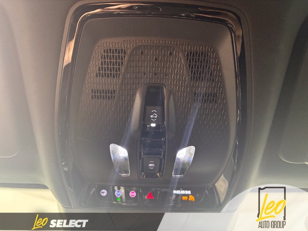 2024 Cadillac LYRIQ Sport 2