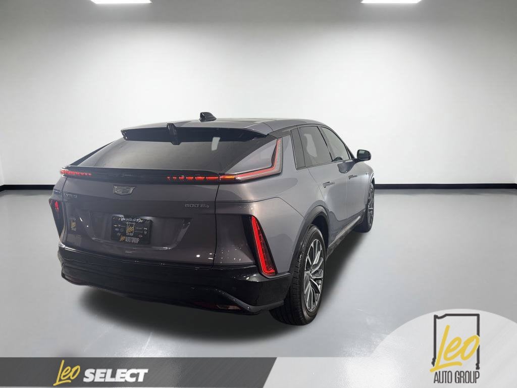 2024 Cadillac LYRIQ Sport 2
