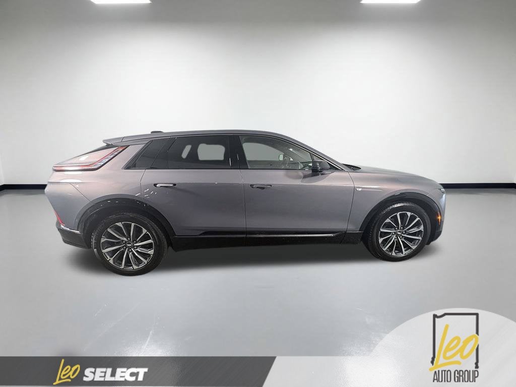 2024 Cadillac LYRIQ Sport 2