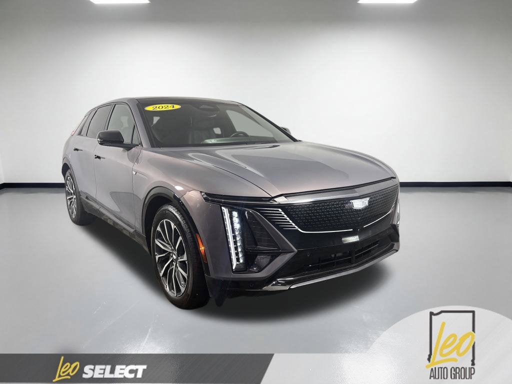 2024 Cadillac LYRIQ Sport 2