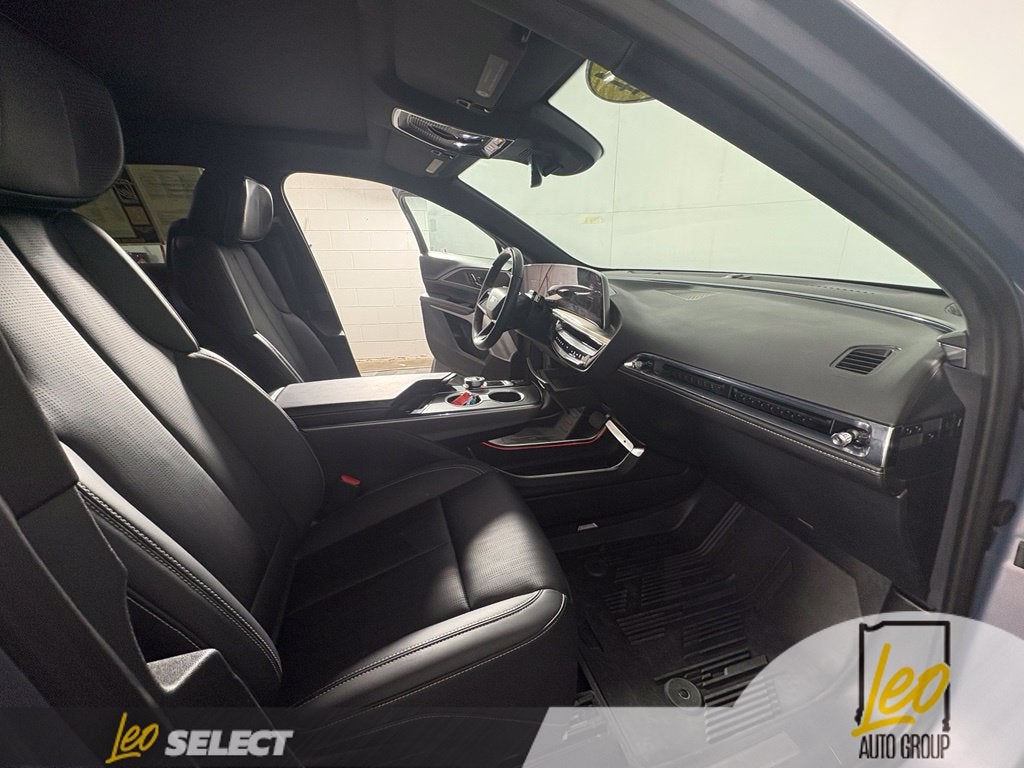 2024 Cadillac LYRIQ Sport 2