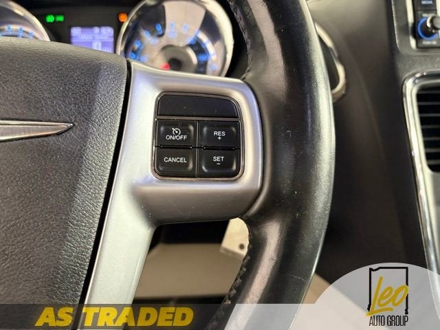 2012 Chrysler Town & Country Touring-L