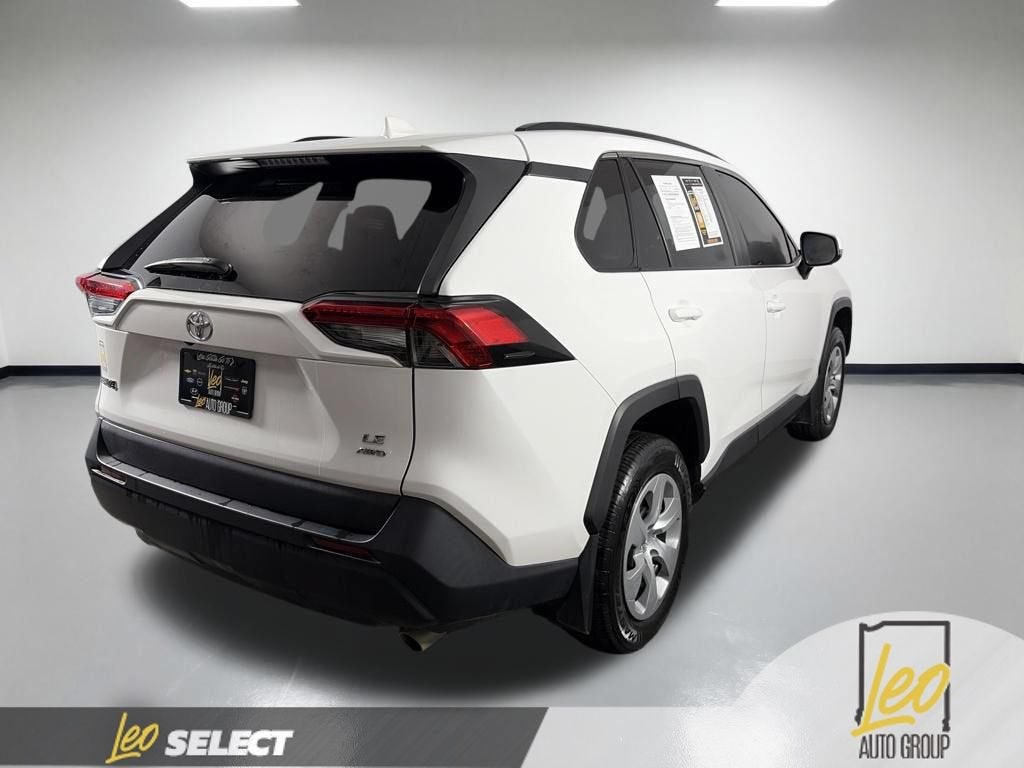 2019 Toyota RAV4 LE