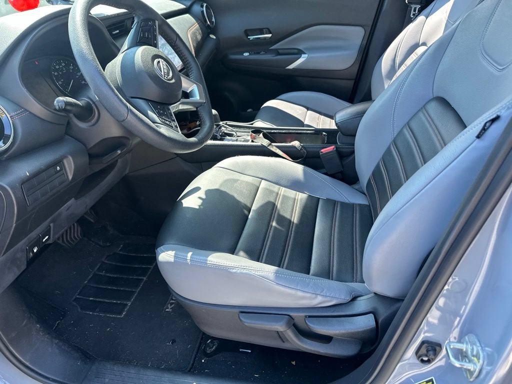 2023 Nissan Kicks SR Xtronic CVT