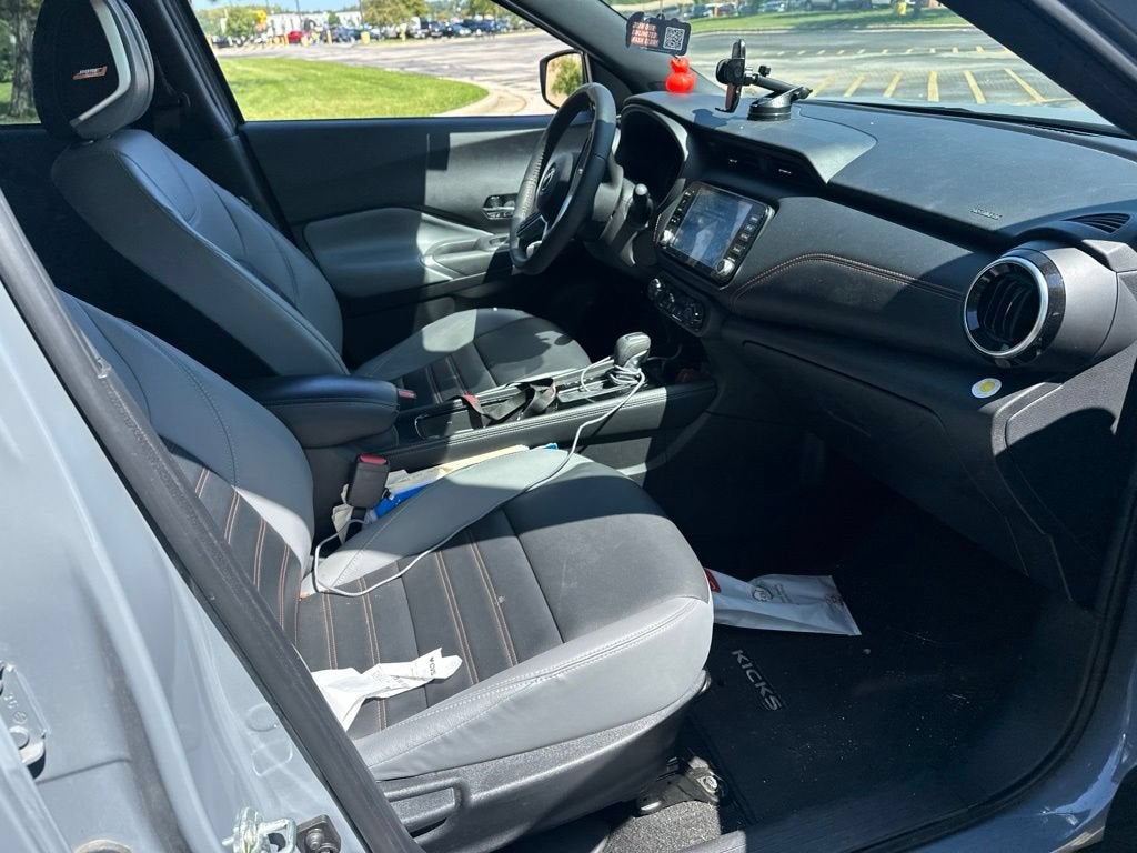 2023 Nissan Kicks SR Xtronic CVT