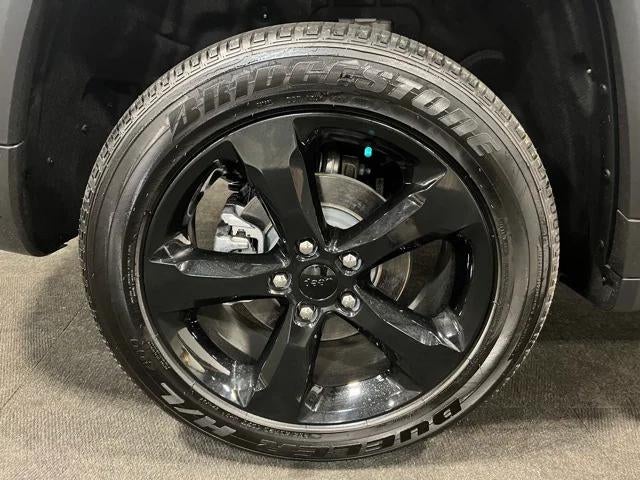 2023 Jeep Grand Cherokee Altitude 4x2
