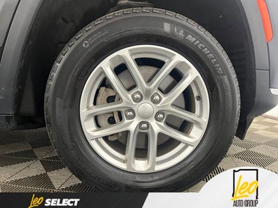 2023 Jeep Grand Cherokee L Laredo 4x4