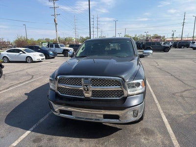 2018 RAM 1500 Laramie Crew Cab 4x4 6'4' Box
