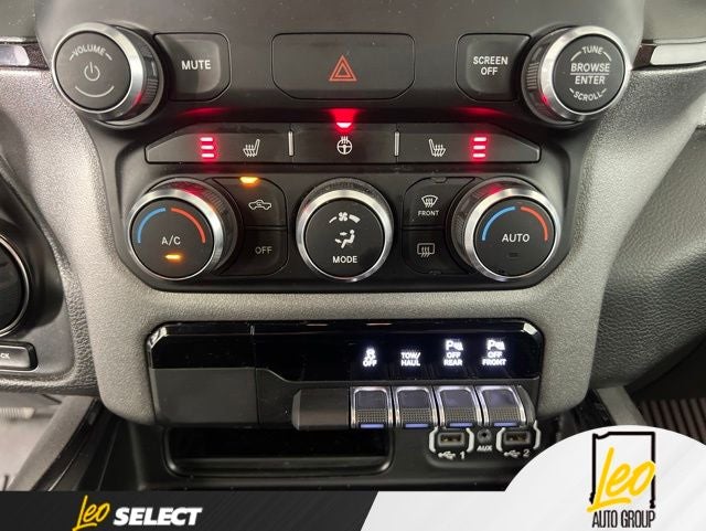 2023 RAM 1500 Big Horn Crew Cab 4x4 5'7' Box