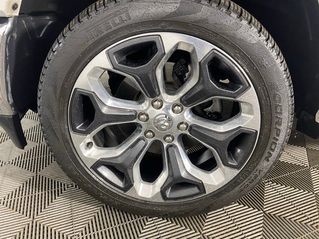 2022 RAM 1500 Limited Crew Cab 4x4 5'7' Box