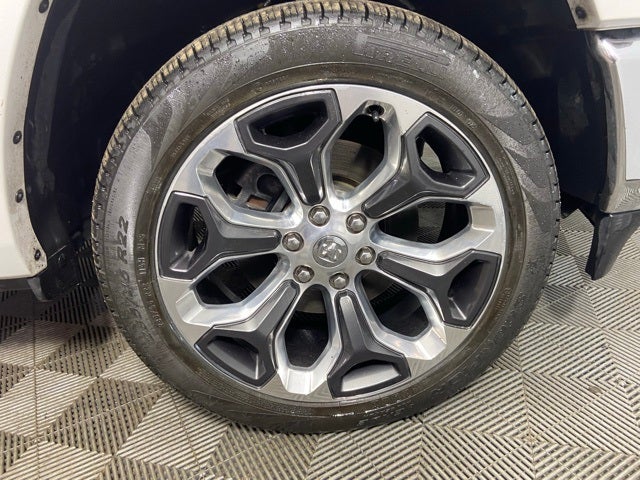 2022 RAM 1500 Limited Crew Cab 4x4 5'7' Box