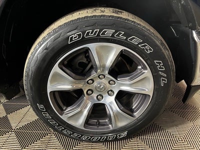 2022 RAM 1500 Laramie Crew Cab 4x4 5'7' Box