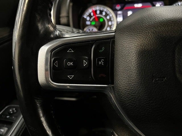 2022 RAM 1500 Laramie Crew Cab 4x4 5'7' Box