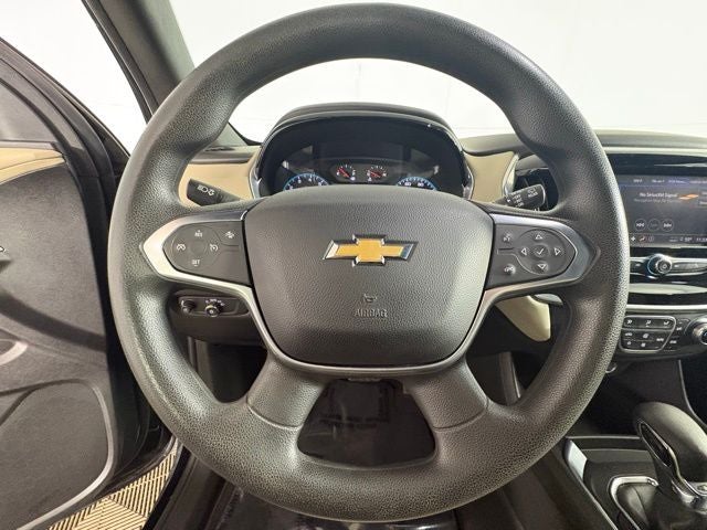 2023 Chevrolet Traverse FWD LS