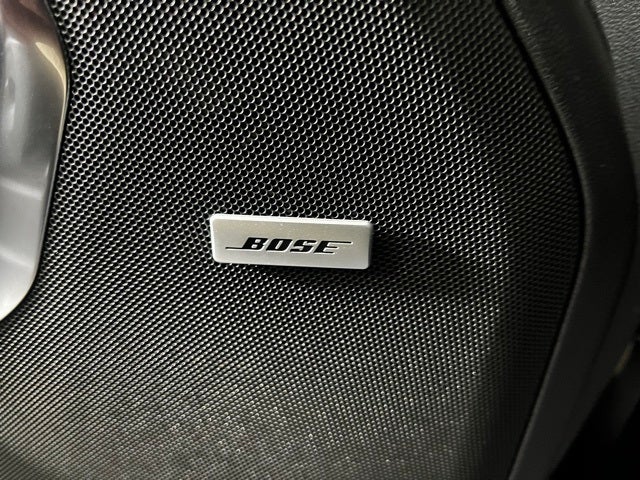 2024 Chevrolet Suburban 4WD RST