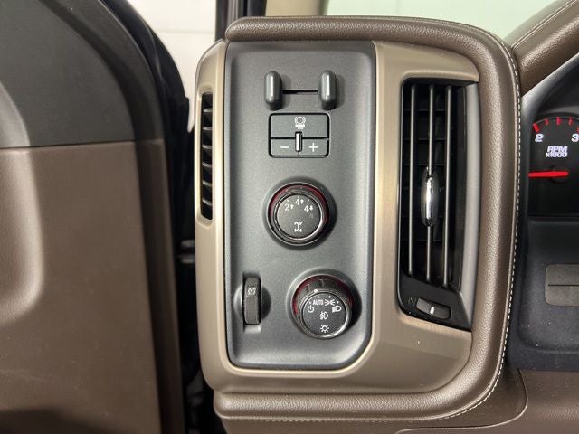 2015 GMC Sierra 3500HD Denali