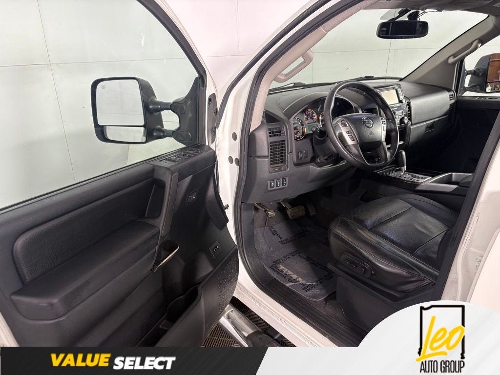 2014 Nissan Titan SL