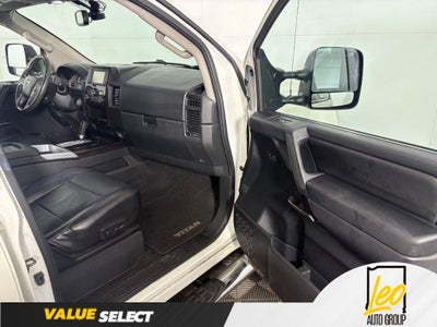 2014 Nissan Titan SL