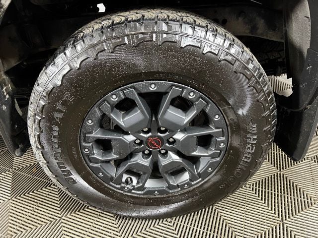 2024 Nissan Frontier Crew Cab PRO-4X 4x4