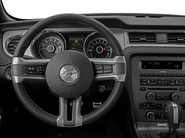 2013 Ford Mustang V6 Premium