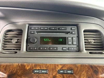 2009 Mercury Grand Marquis LS (Fleet Only)