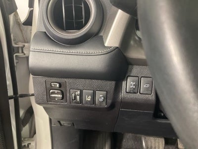 2017 Toyota RAV4 Platinum