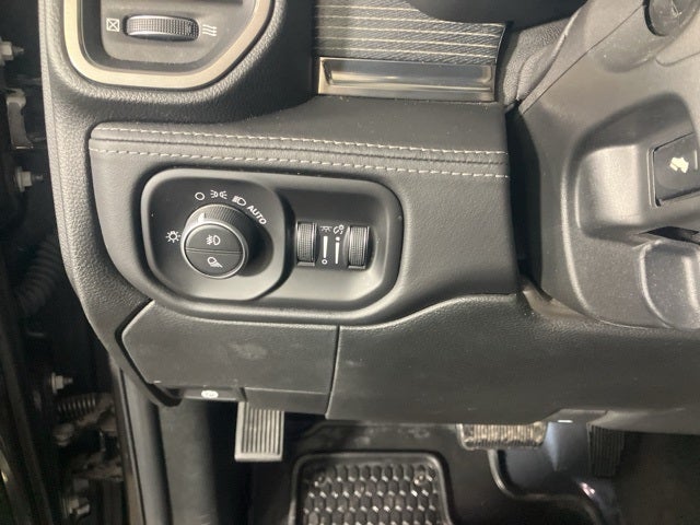 2020 RAM 2500 Limited Crew Cab 4X4 6'4' Box