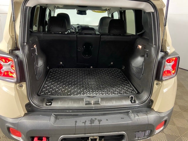 2017 Jeep Renegade Deserthawk 4x4