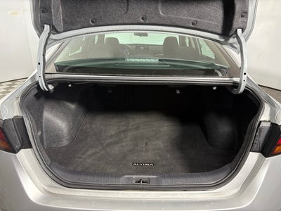 2024 Nissan Altima SV