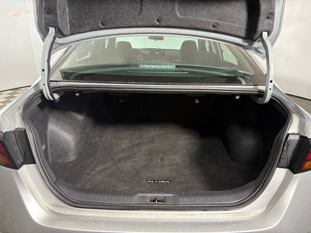 2024 Nissan Altima SV