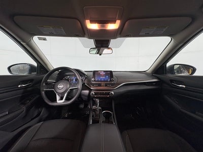 2024 Nissan Altima SV