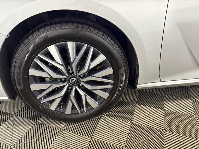 2024 Nissan Altima SV