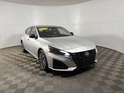 2024 Nissan Altima SV