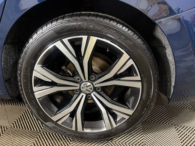 2022 Volkswagen Passat 2.0T SE