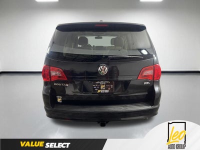 2010 Volkswagen Routan SEL