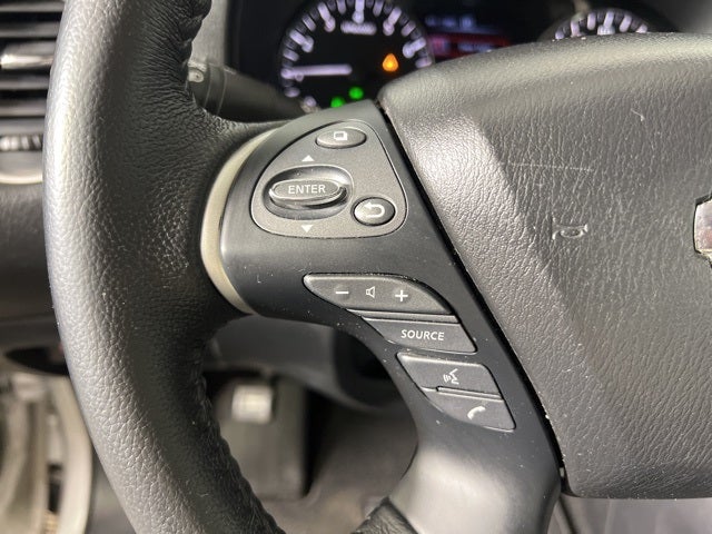 2019 Nissan Pathfinder SV