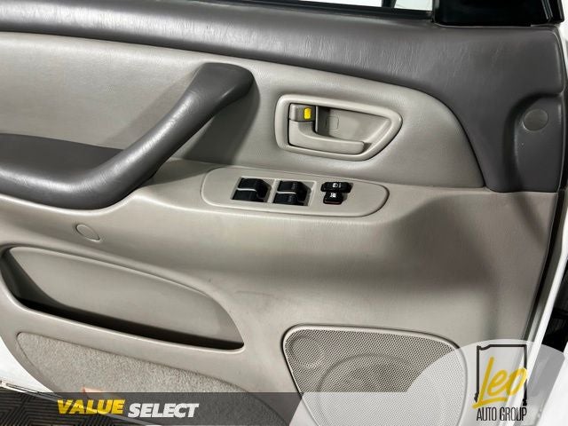 2006 Toyota Sequoia SR5