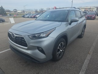 2020 Toyota Highlander Hybrid XLE