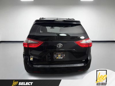 2020 Toyota Sienna LE 8 Passenger