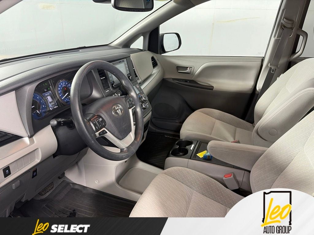 2020 Toyota Sienna LE 8 Passenger