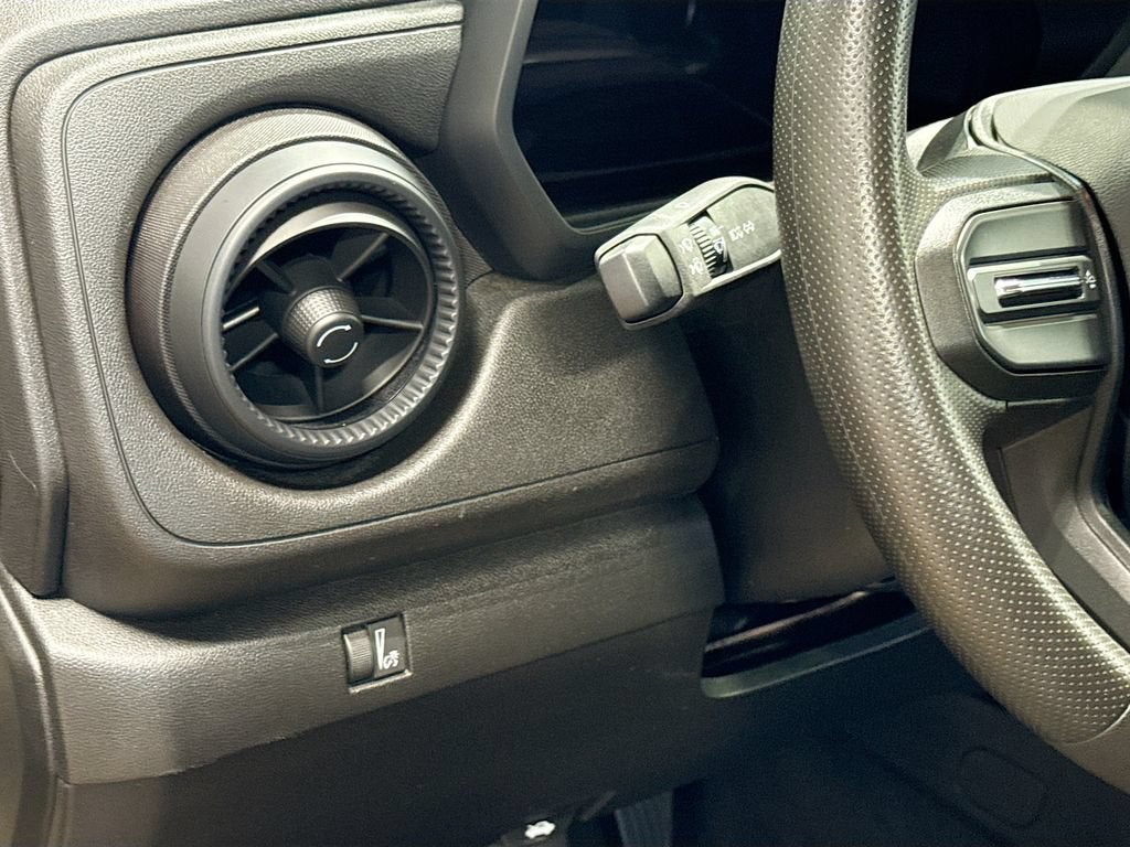 2024 Chevrolet Colorado WT