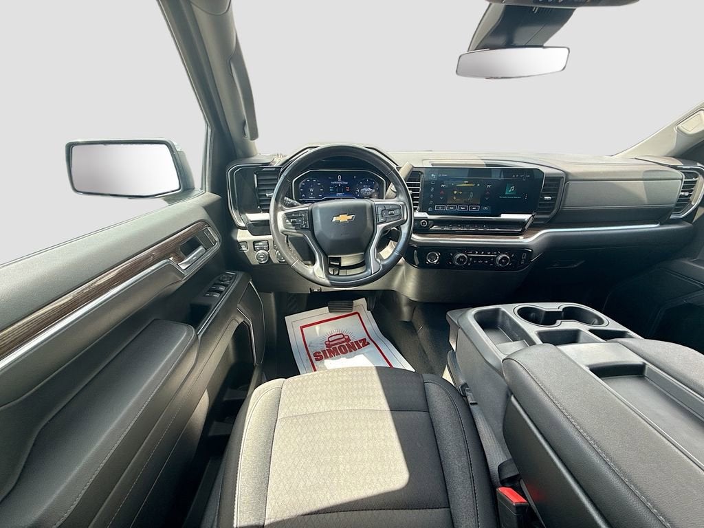 2022 Chevrolet Silverado 1500 LT (2FL)