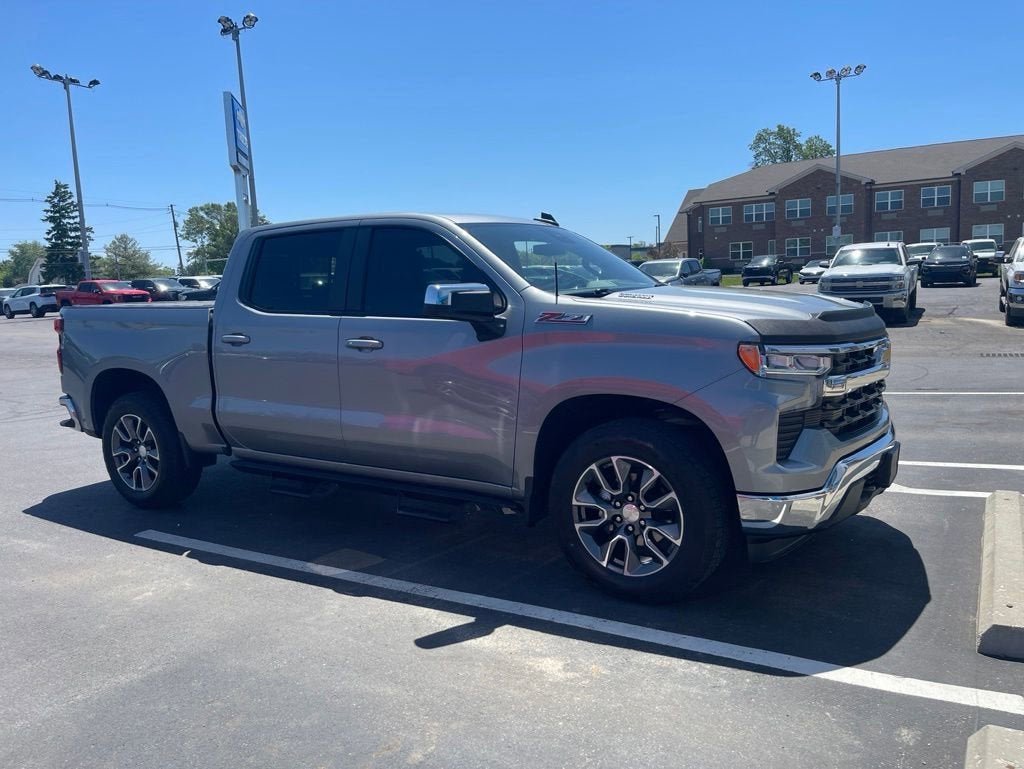 2024 Chevrolet Silverado 1500 LT
