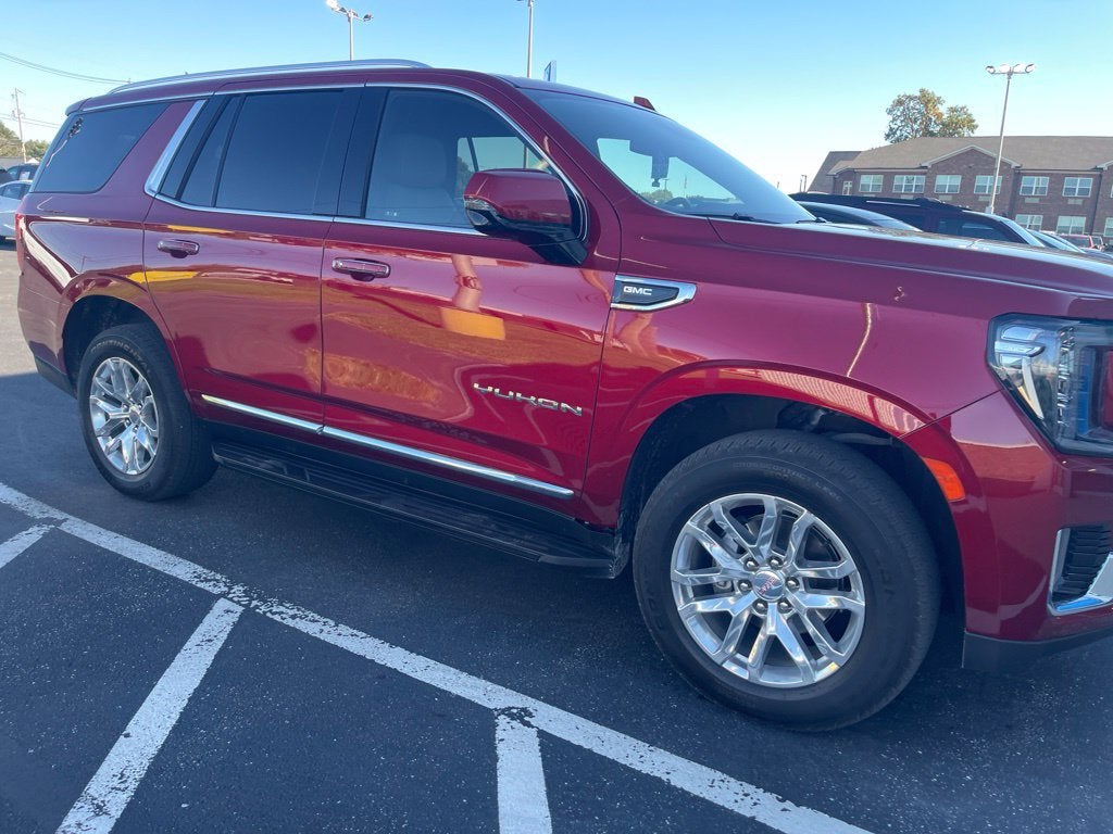 2023 GMC Yukon SLT