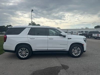 2022 GMC Yukon SLT