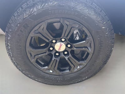 2024 GMC Canyon Elevation