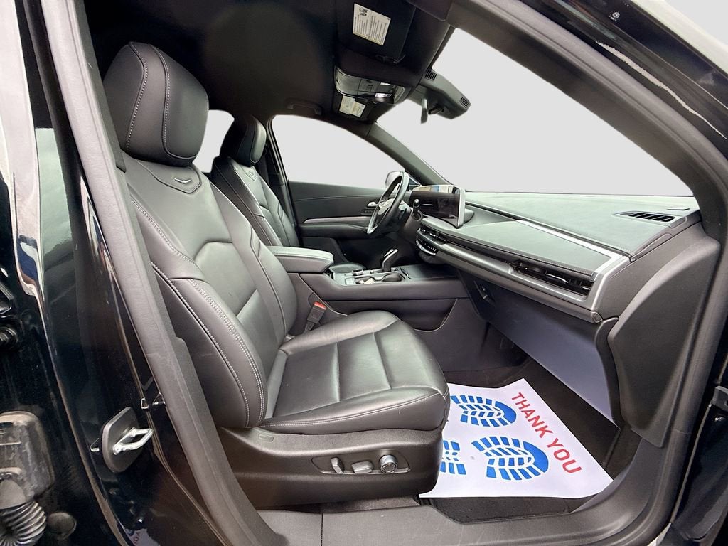 2024 Cadillac XT4 Premium Luxury