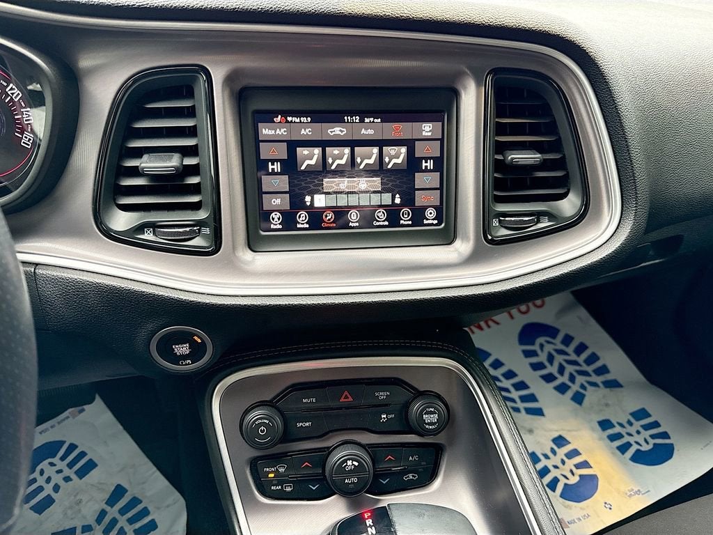 2020 Dodge Challenger SXT