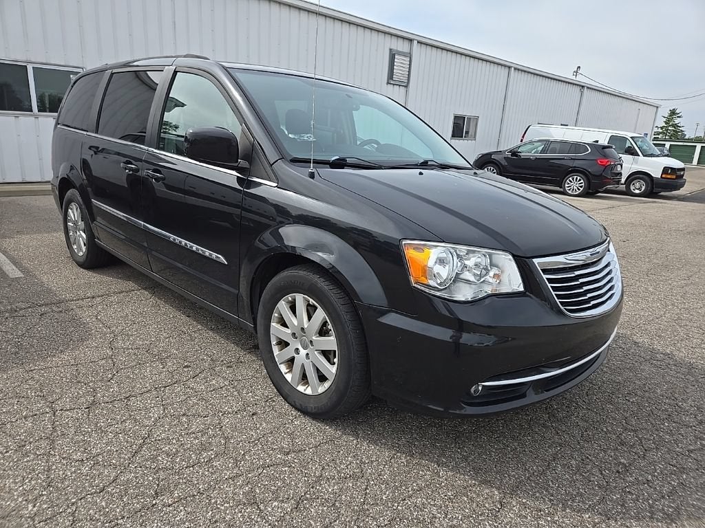 2015 Chrysler Town & Country Touring