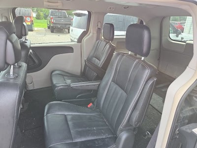 2015 Chrysler Town & Country Touring